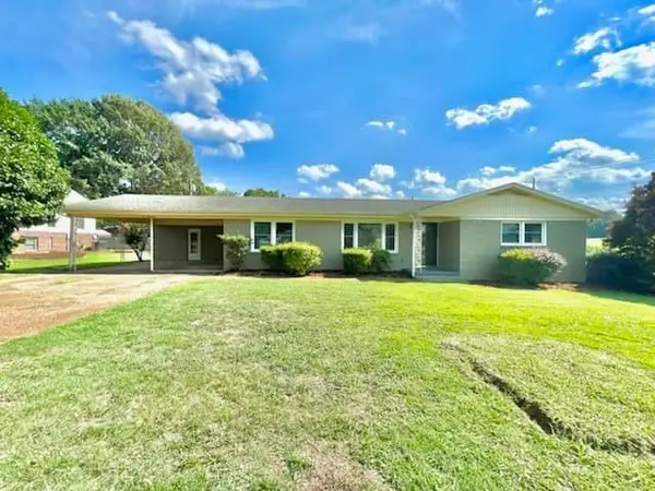 400 W Grove Ave, Muscle Shoals, AL 35661