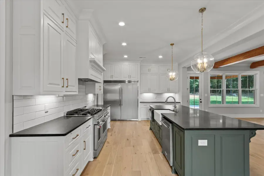 20933 Jeremiah Ln, Athens, AL 35613 - #2