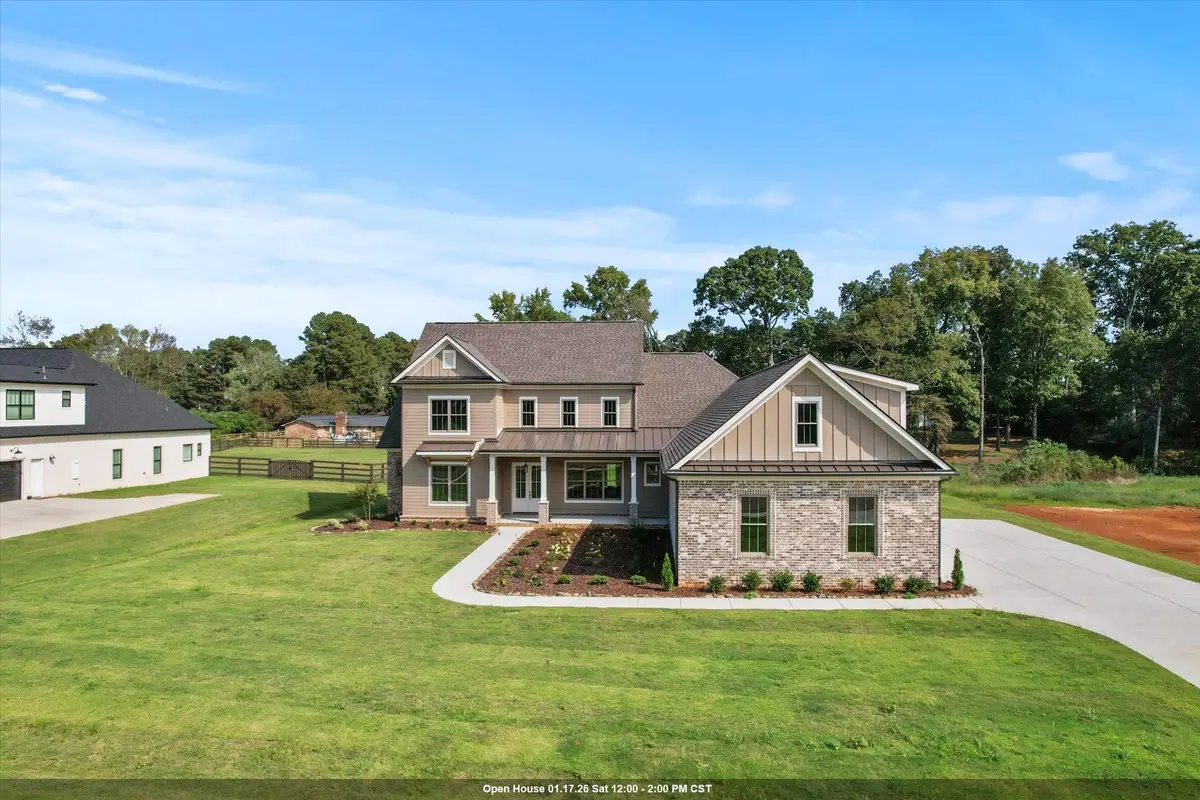 20805 Jeremiah Ln, Athens, AL 35613 - Image #1