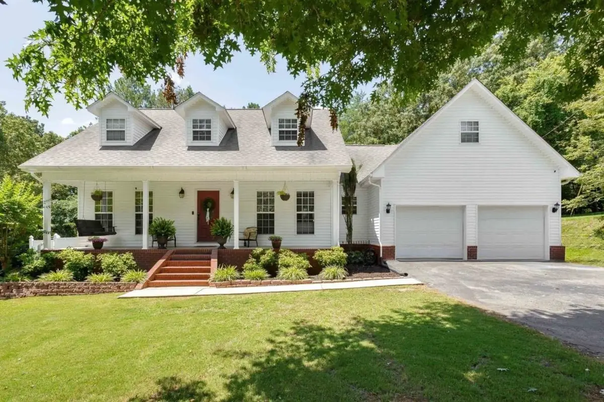 608 Elm Cir, Russellville, AL 35653 - Image #1