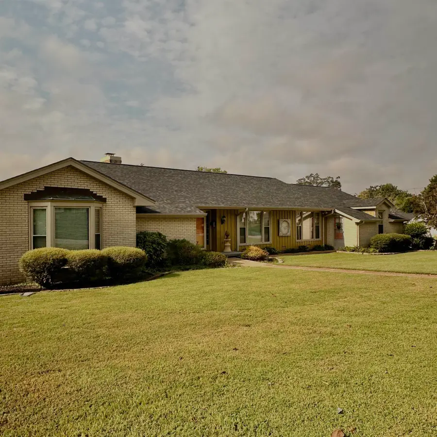 800 E 5th St, Tuscumbia, AL 35674 - Image #2
