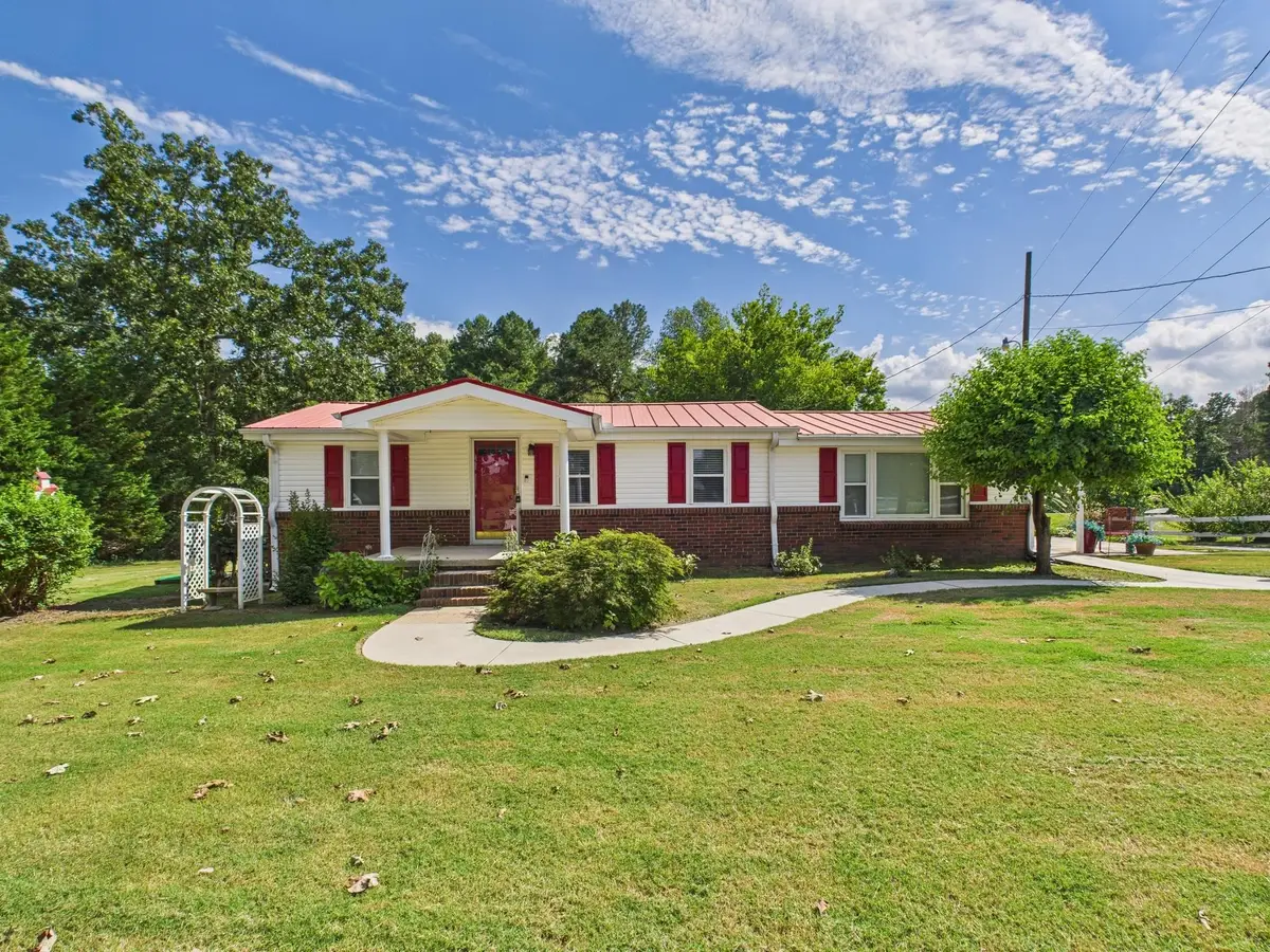 85 Pinehaven Dr, Tuscumbia, AL 35674 - Image #1