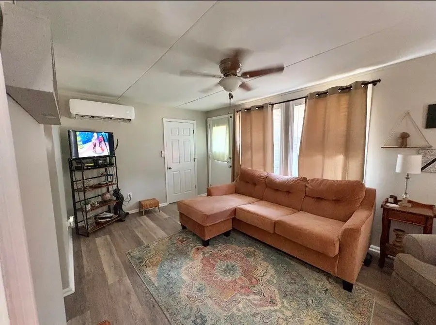 634 Sannoner Ave, Florence, AL 35630 - Image #2