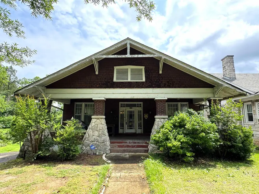 1006 N Wood Ave, Florence, AL 35630 - Image #2