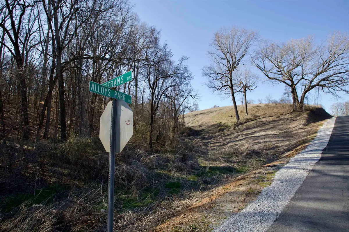 00 Veterans Dr, Muscle Shoals, AL 35661 - Image #1