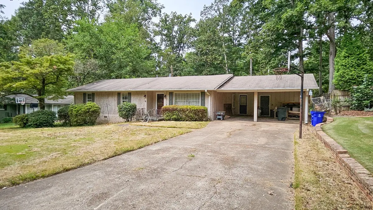 225 Stovall Dr, Florence, AL 35630 - Image #1