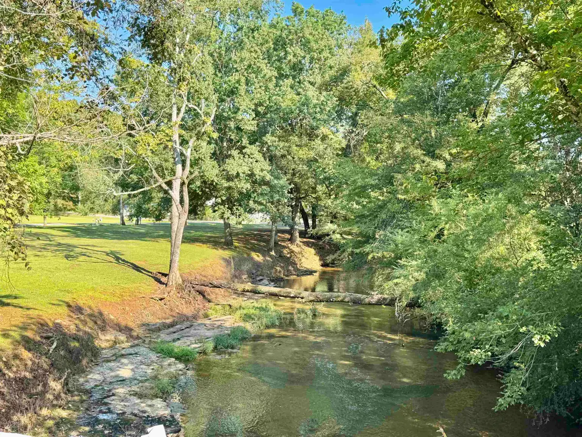 20 Creekside Dr, Anderson, AL 35610 - Image #1