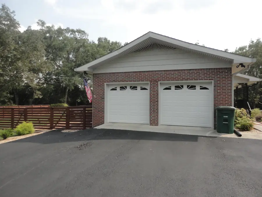 228 Highland St, Hanceville, AL 35077 - Image #3