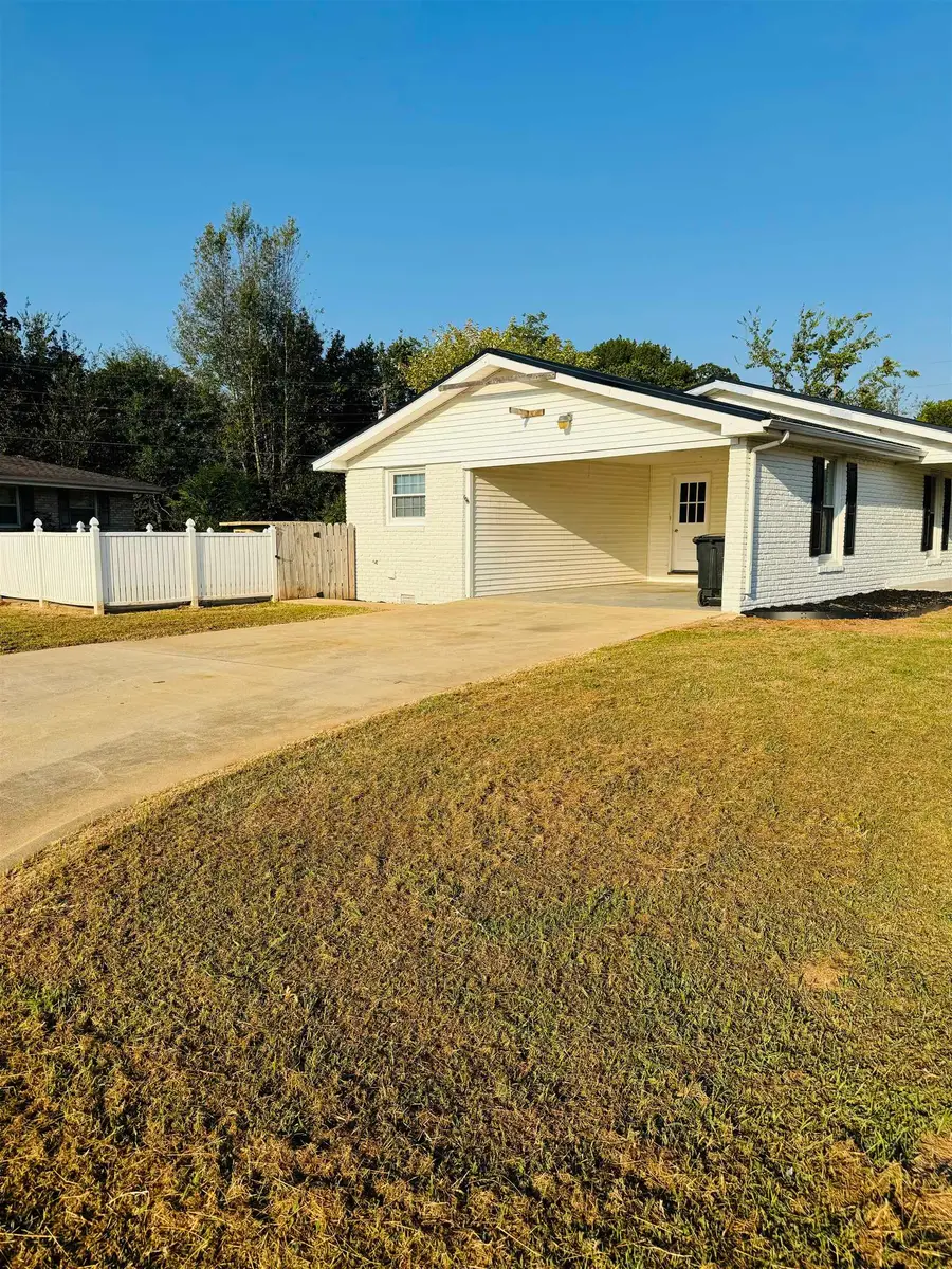 504 Imperial Dr, Florence, AL 35630 - Image #3