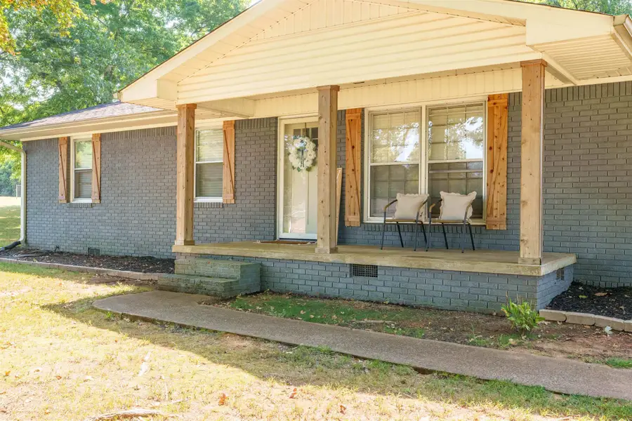 2009 Stoddard Dr, Florence, AL 35630 - Image #2