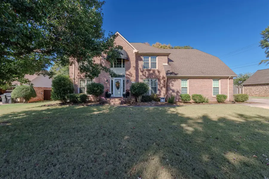 2207 Jennifer Ave, Muscle Shoals, AL 35661 - #2