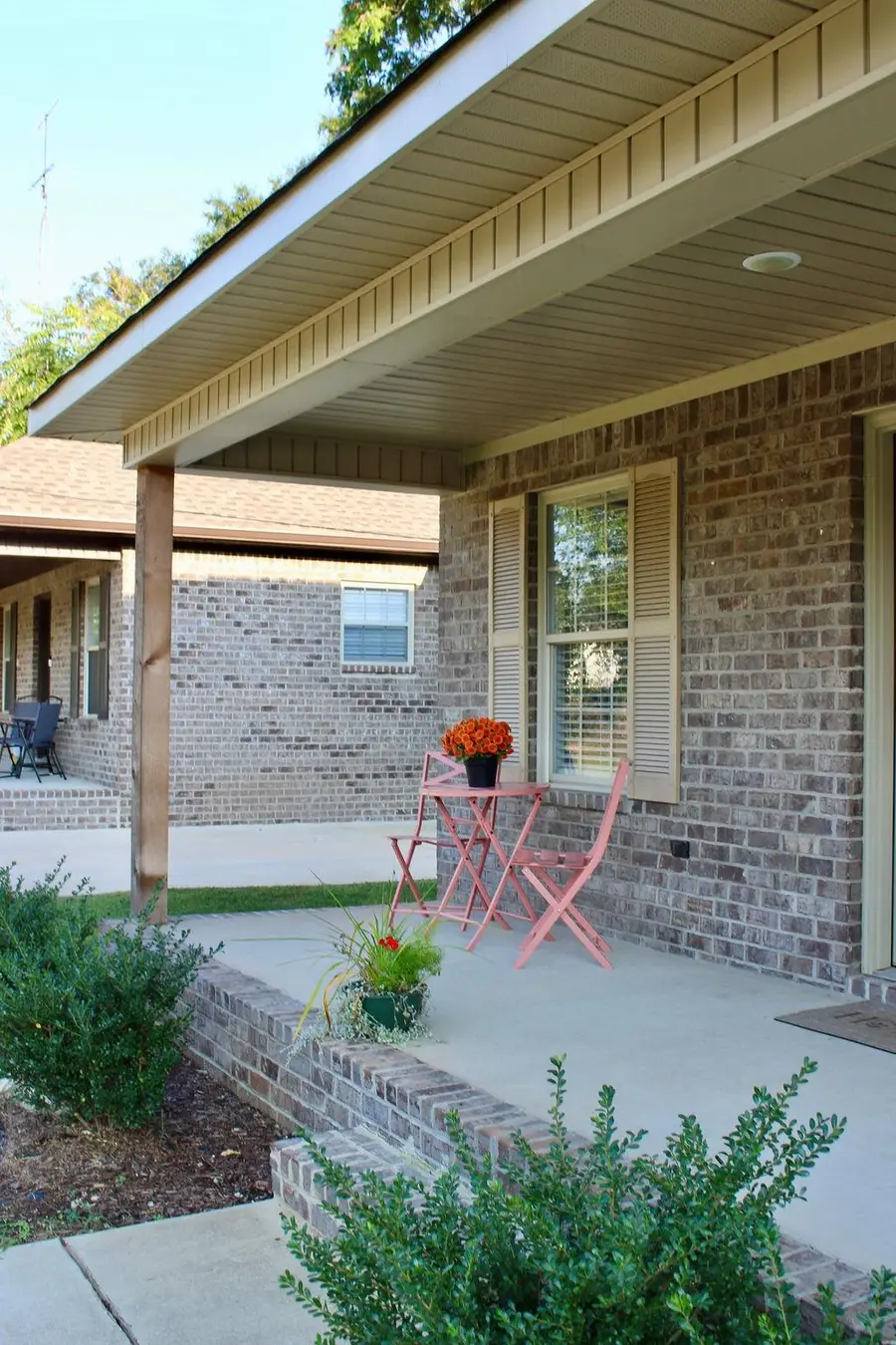 305 W 1st St, Tuscumbia, AL 35674 - Image #2