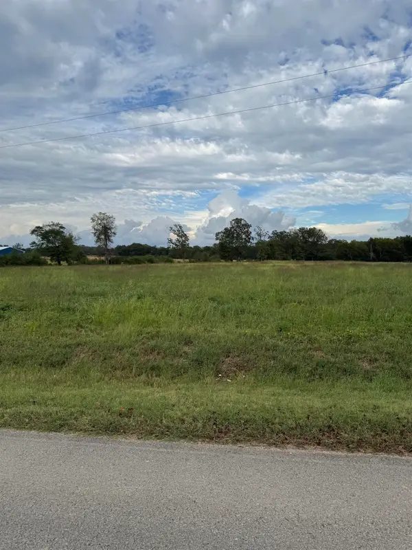 203 Co Rd 144, Killen, AL 35645