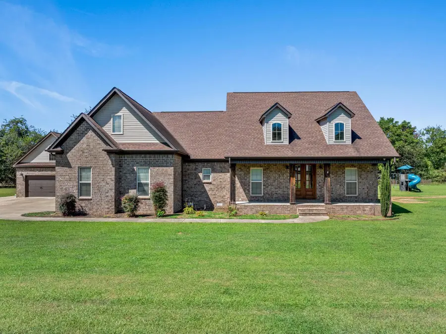 105 Fieldwood Dr, Tuscumbia, AL 35674 - Image #2
