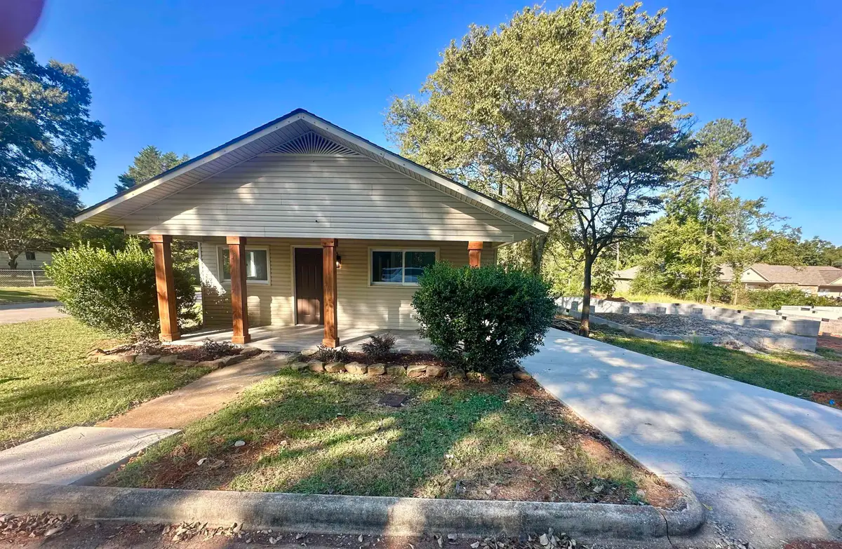 501 N Fulton St, Florence, AL 35630 - Image #1