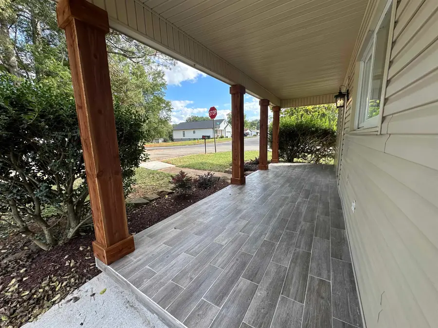 501 N Fulton St, Florence, AL 35630 - Image #3