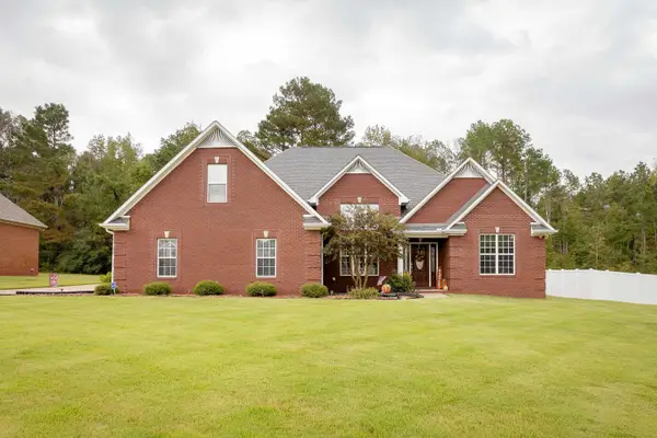 346 Deer Creek Dr, Killen, AL 35645