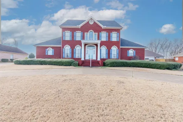 3106 Mcguire Dr, Muscle Shoals, AL 35661