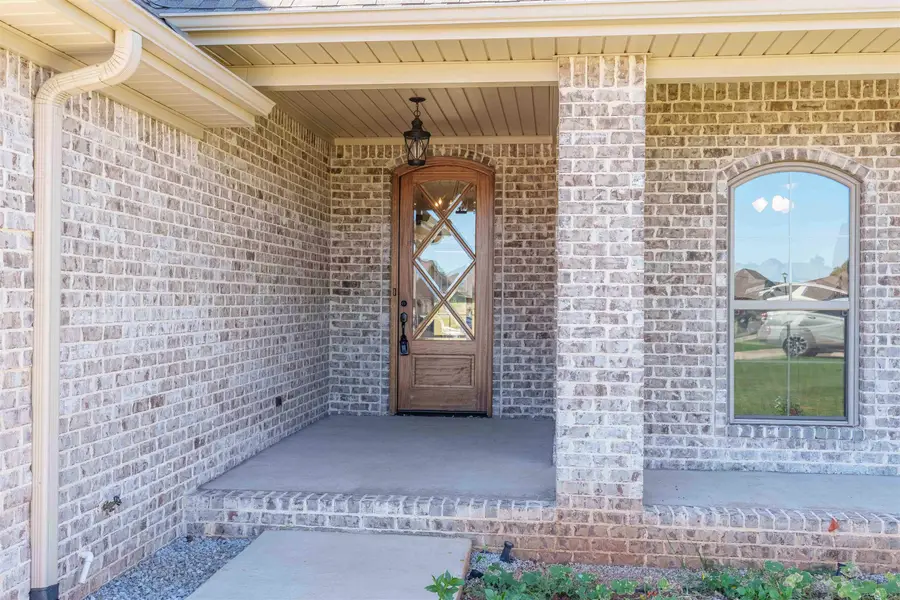 118 Scarlette Ln, Muscle Shoals, AL 35661 - #2