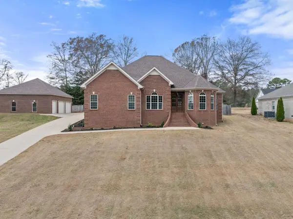 254 Plantation Cir, Killen, AL 35645