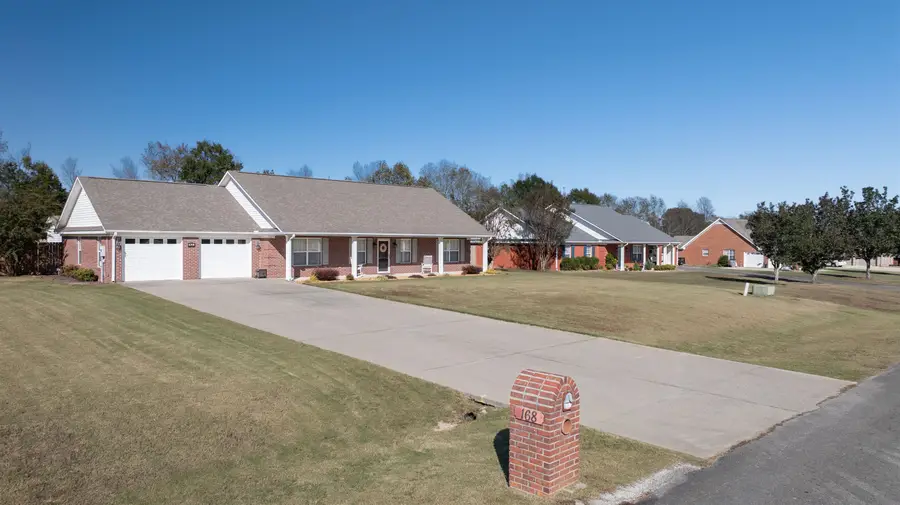 168 Bridgewood Dr, Killen, AL 35645 - Image #2