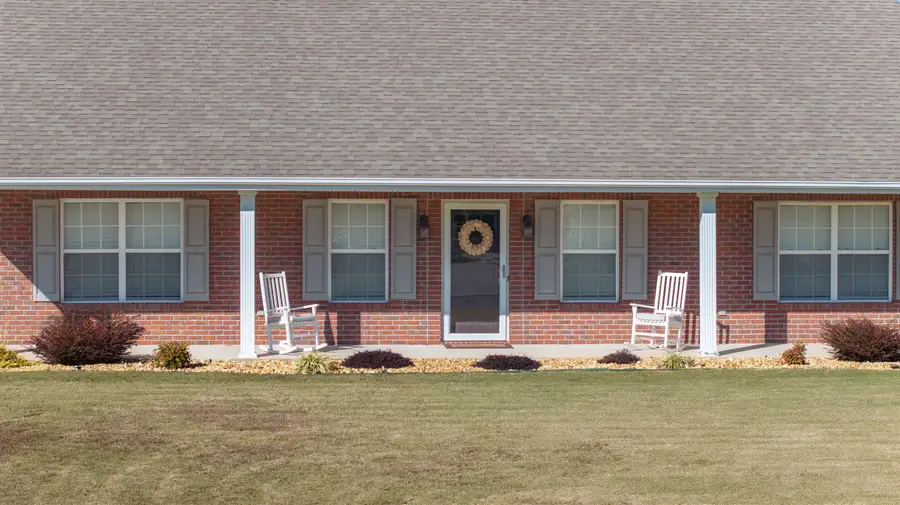 168 Bridgewood Dr, Killen, AL 35645 - Image #3