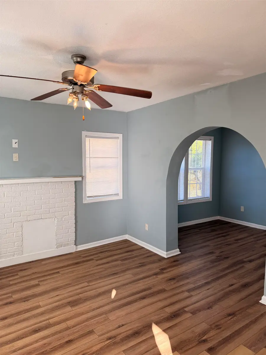 549 Dulin St, Florence, AL 35630 - Image #2