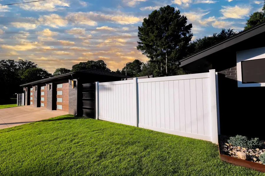 427 Riverview Cr, Florence, AL 35630 - Image #3