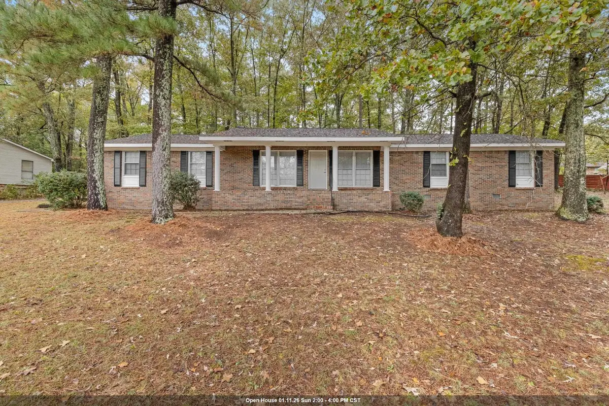 909 Burgess St, Russellville, AL 35653 - Image #1