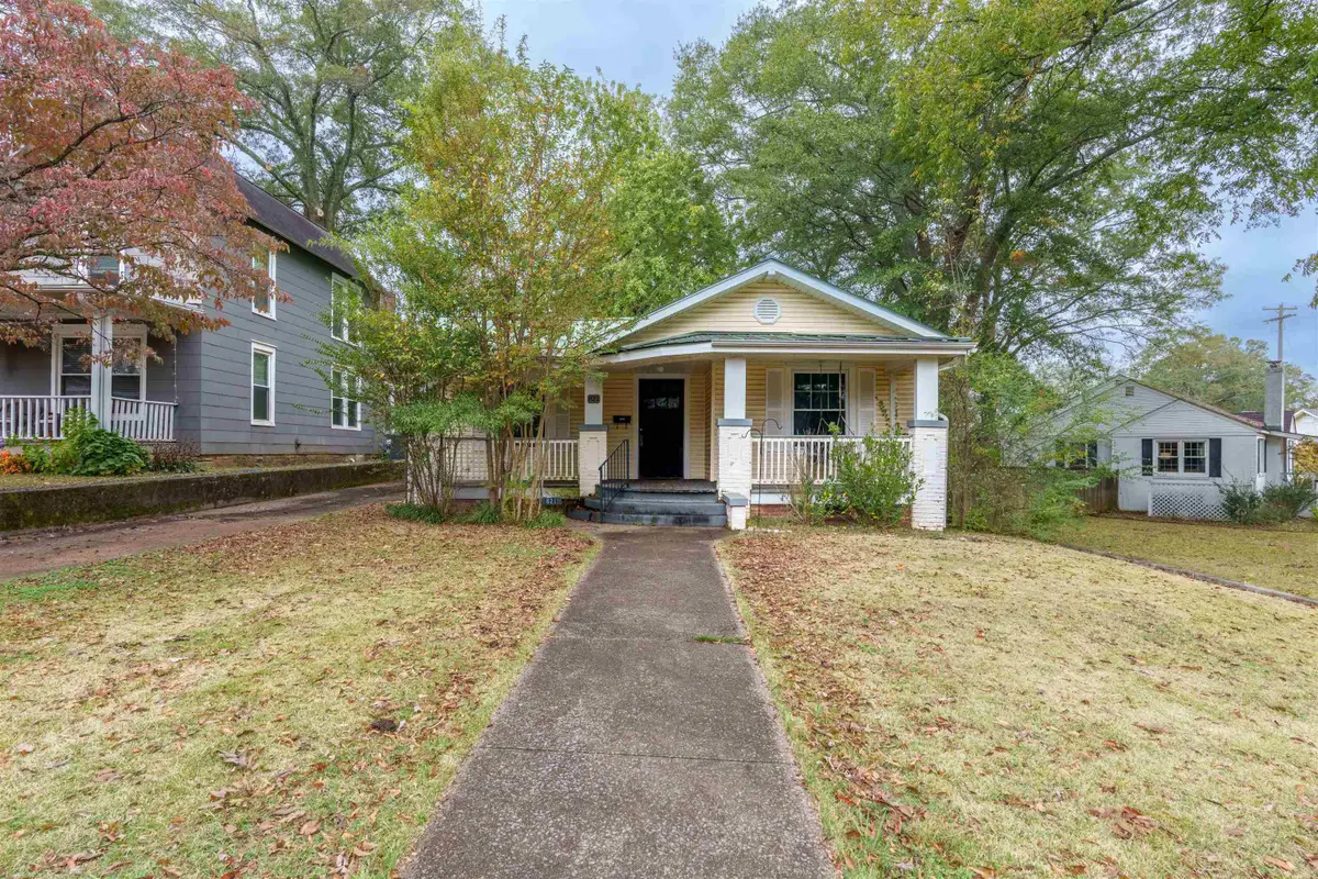 821 Meridian St, Florence, AL 35630 - Image #1