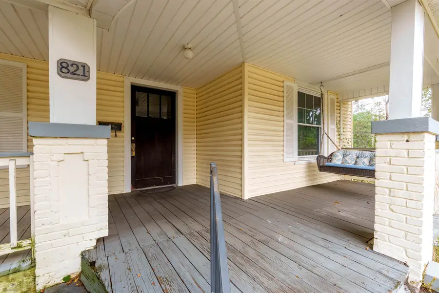 821 Meridian St, Florence, AL 35630 - Image #2