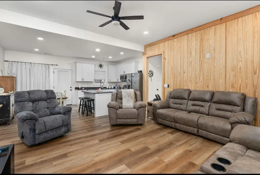 172 Smith Ln, Killen, AL 35645 - Image #3