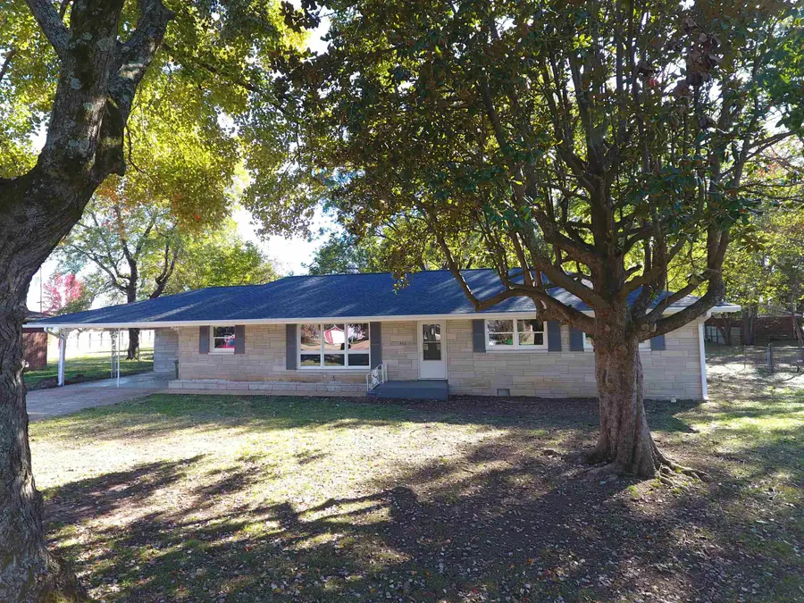 402 Lasalle Ave, Muscle Shoals, AL 35661 - Image #3
