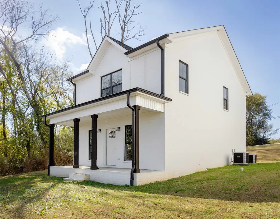 213 Virginia Ave, Florence, AL 35630 - Image #2