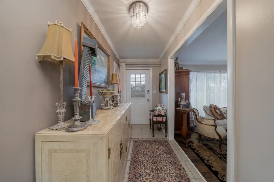 1913 Berry Ave, Florence, AL 35630 - Image #3