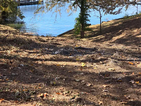 Lot 4 Fleetwood Dr, Muscle Shoals, AL 35661