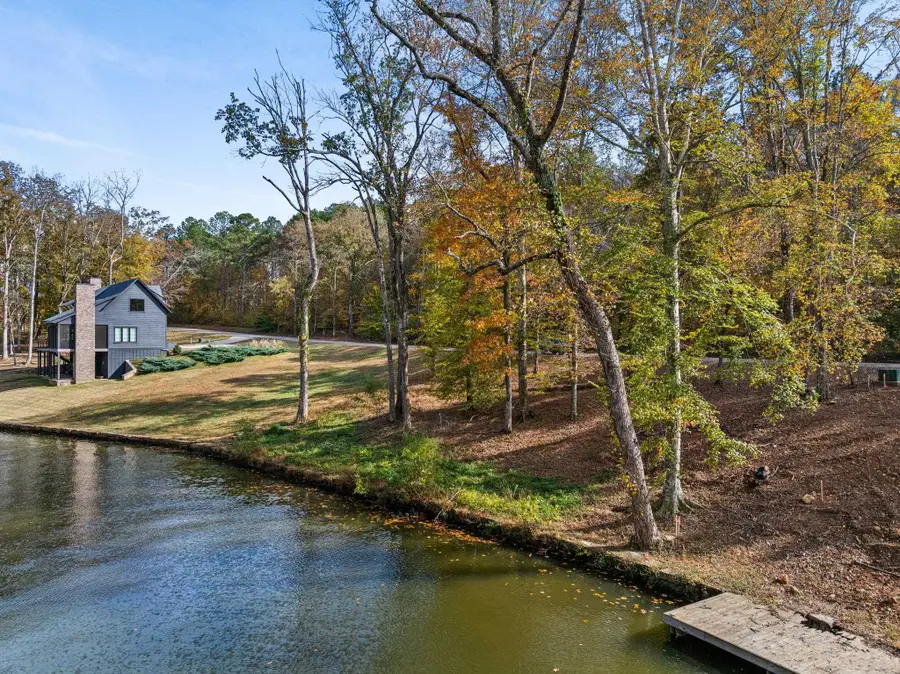 1584 N Shore Dr, Florence, AL 35634 - Image #3