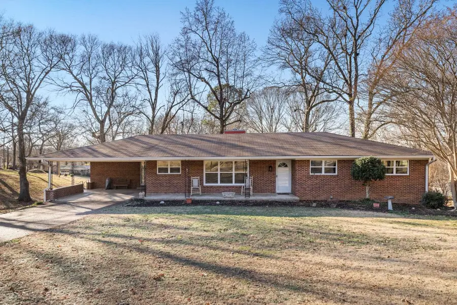 245 Ronald Dr, Killen, AL 35645 - Image #2