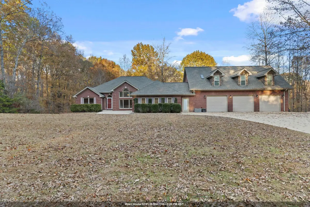 320 Cove Creek Rd, Florence, AL 35633 - Image #1