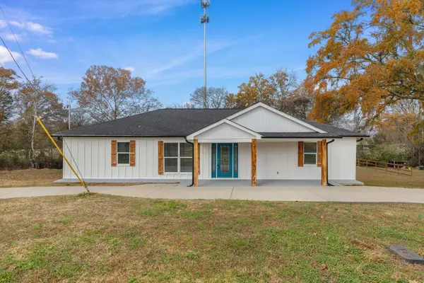 833 Magnolia St, Muscle Shoals, AL 35661