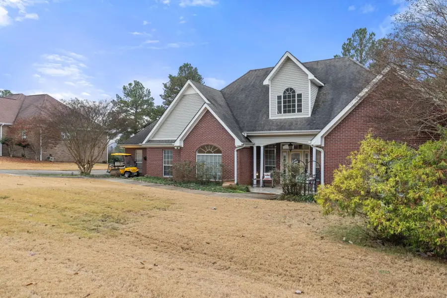 1087 Twin Pines Cir, Tuscumbia, AL 35674 - Image #2