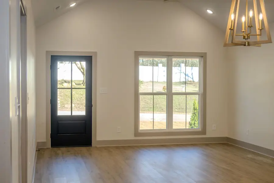 624 Trade St, Florence, AL 35630 - Image #3