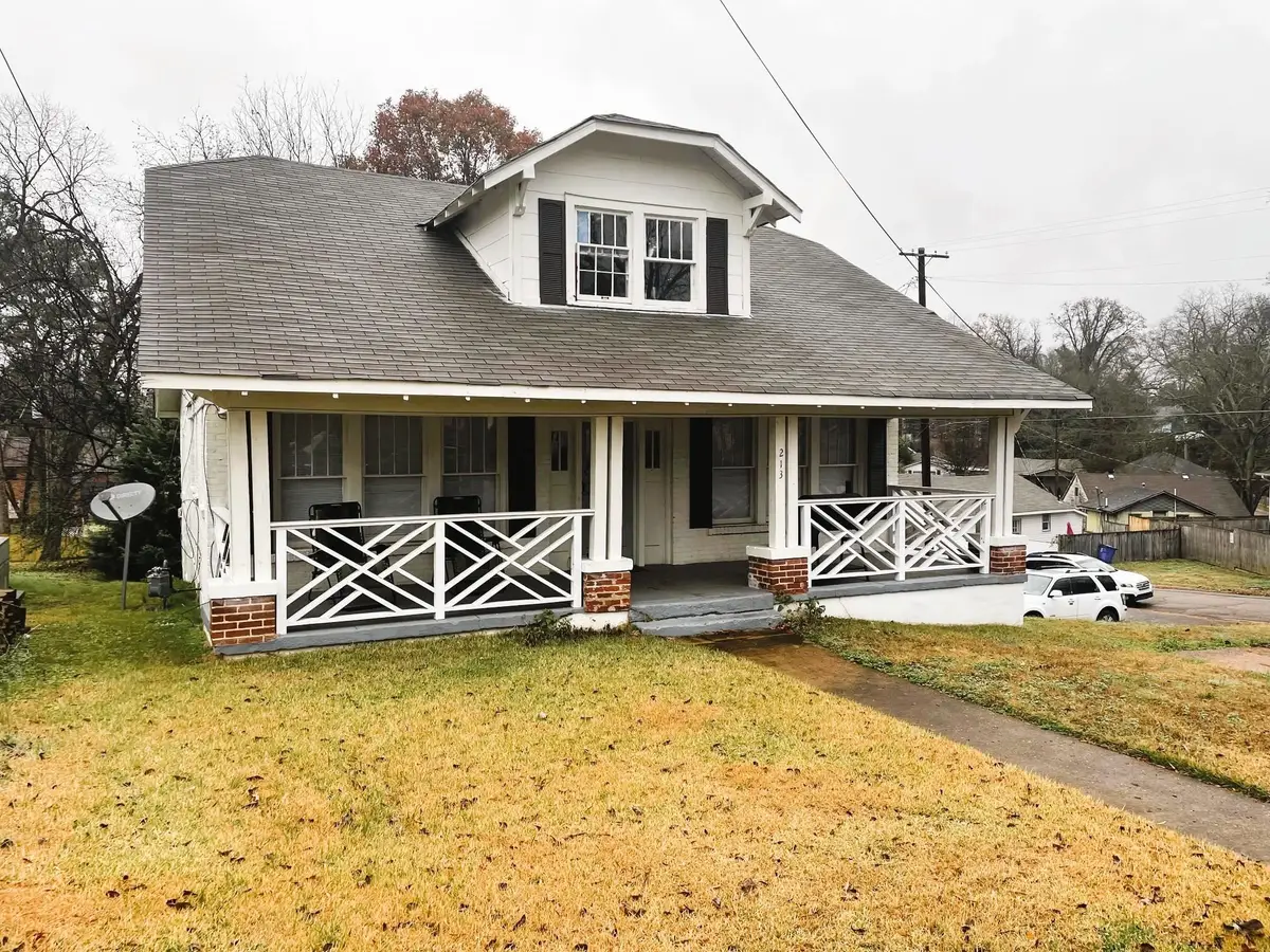 213 E Mattielou St, Florence, AL 35630 - Image #1