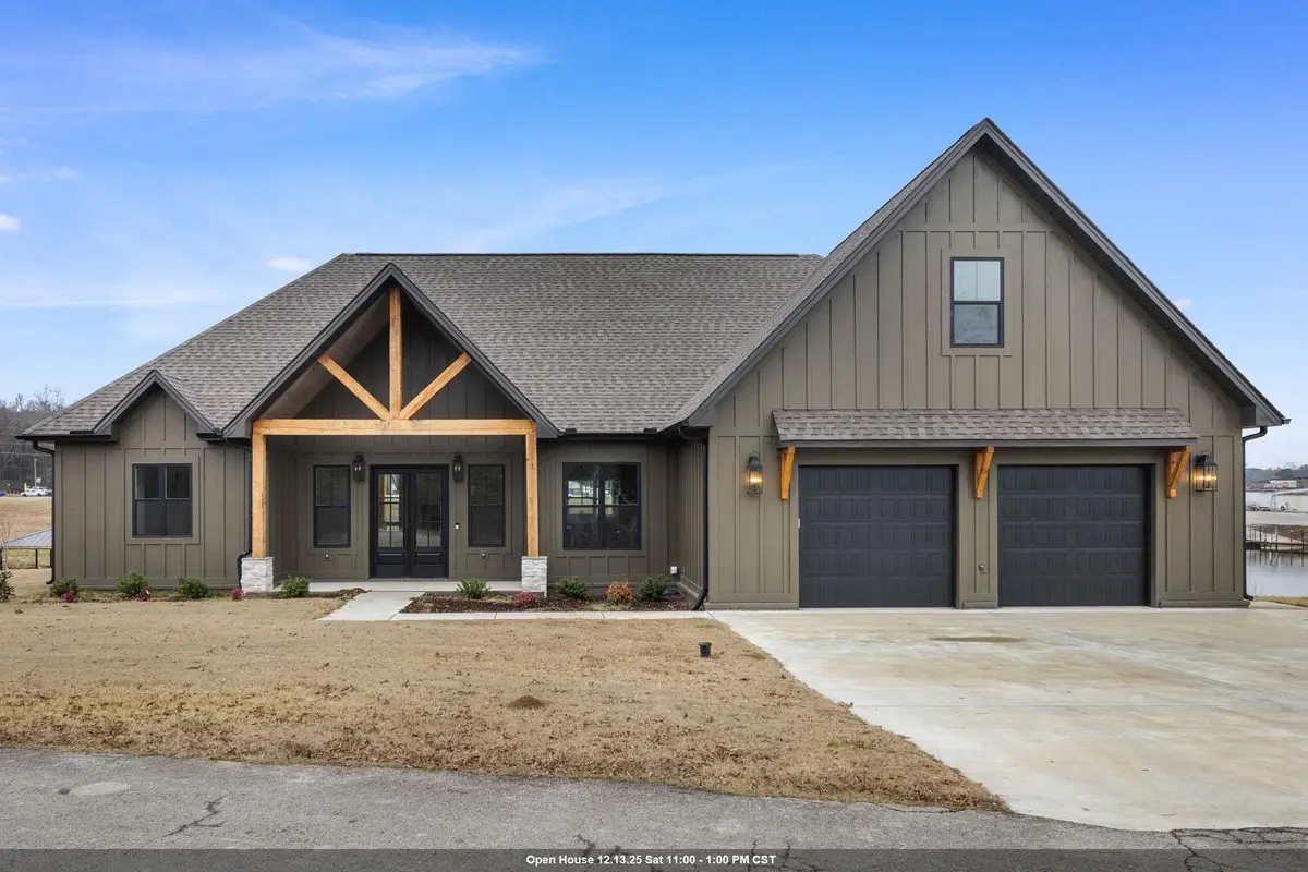 237 Ridgecrest Dr, Florence, AL 35634 - Image #1