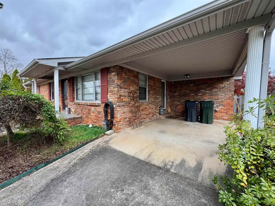 222 Clearview St, Decatur, AL 35601 - Image #2