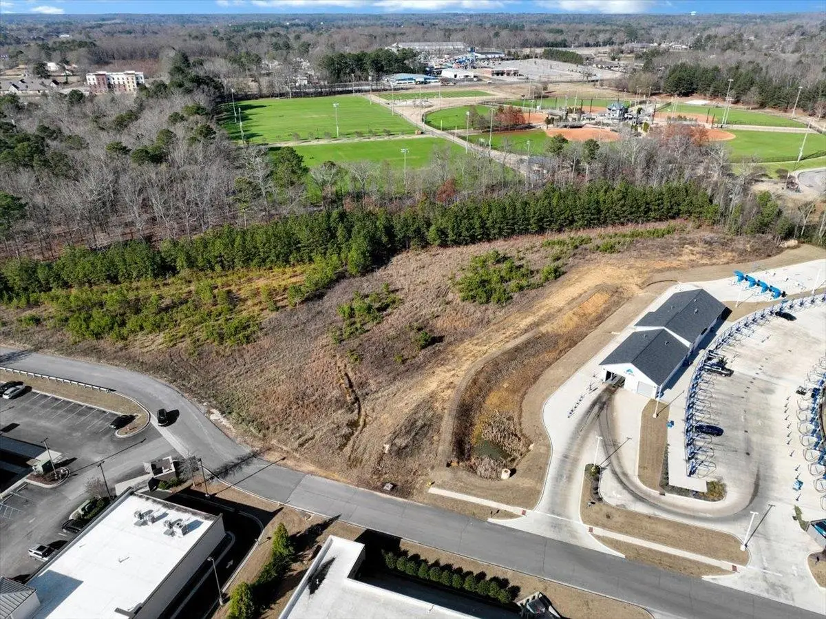 1807 Cherokee, Cullman, AL 35058 - Image #1