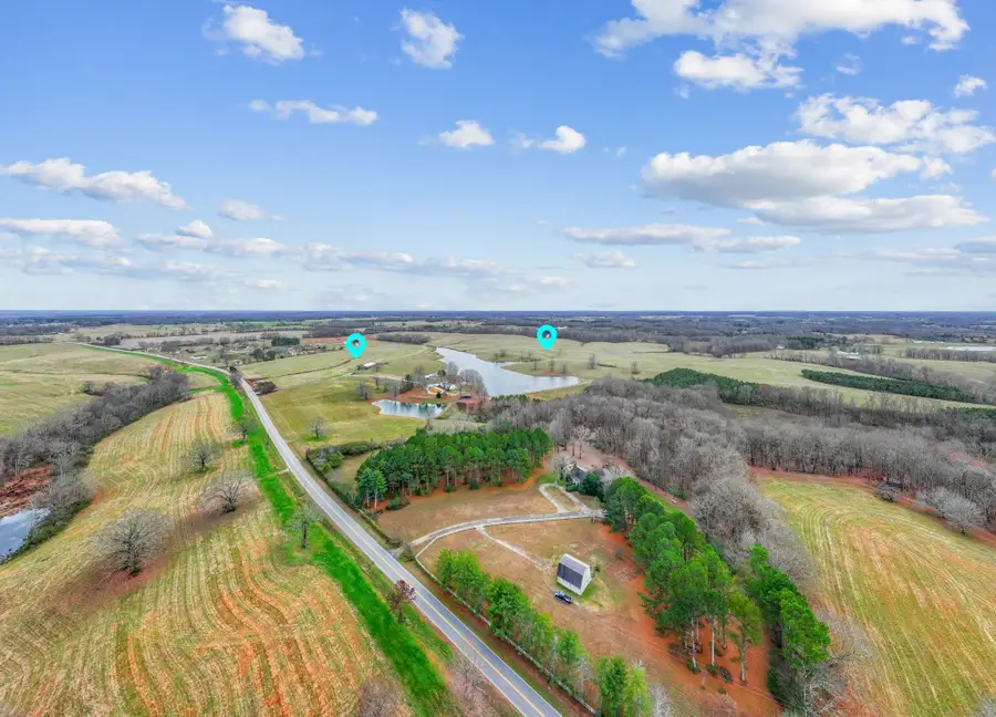 330 Glendale Rd, Leoma, TN 38468 - #3