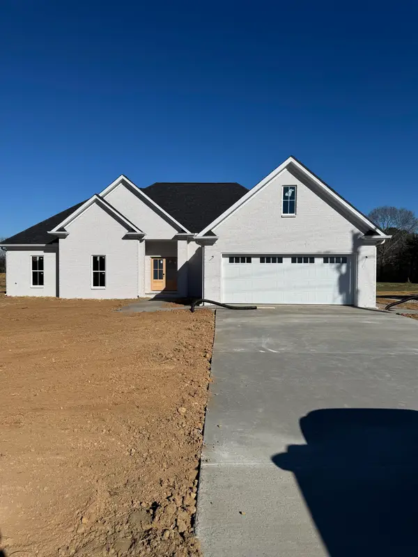 285 Co Rd 144, Killen, AL 35645