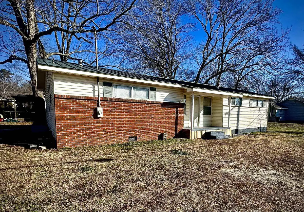 1585 Lynwood Ave, Russellville, AL 35653 - Image #1