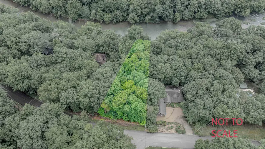 117 Creekside Dr, Florence, AL 35630 - #2